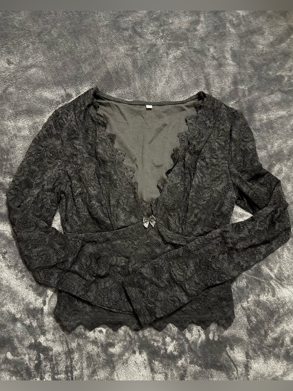 Black Lace Cropped Long-Sleeve Top with Bow Accent